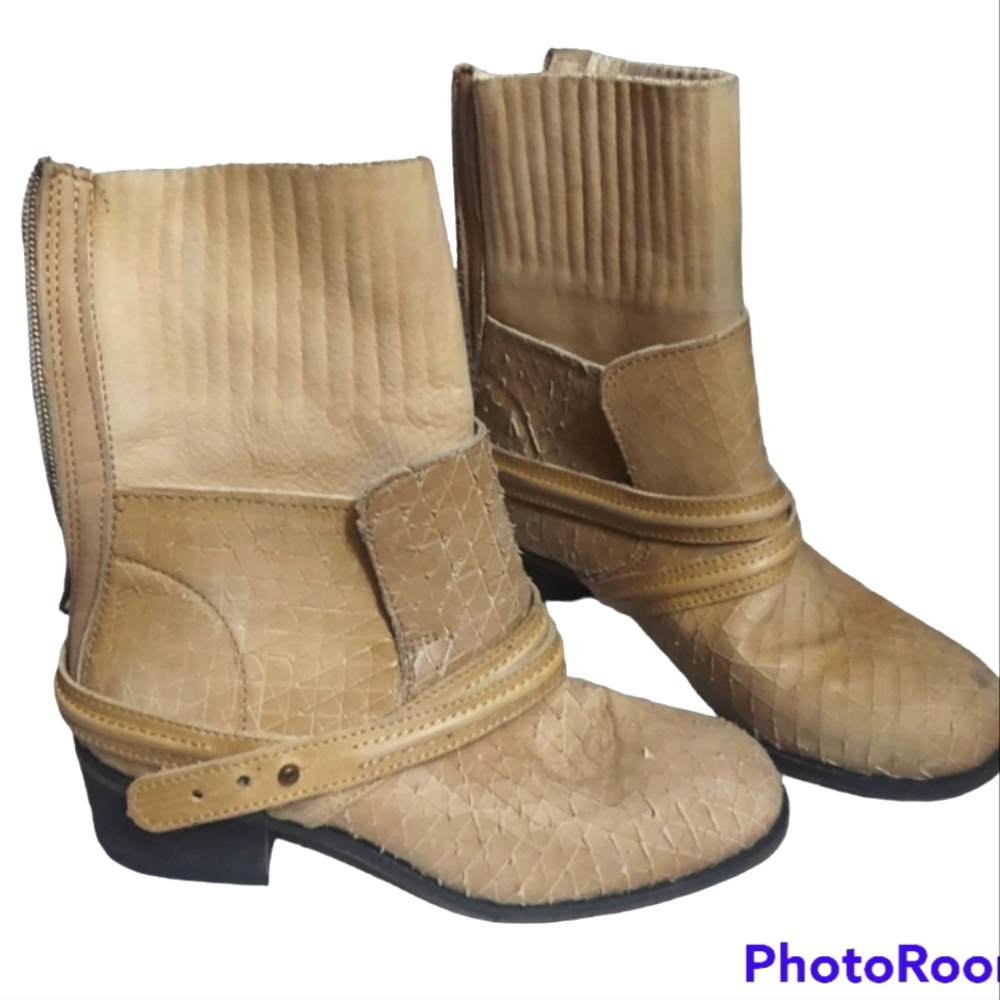 Free People Ankle Boots sz 6